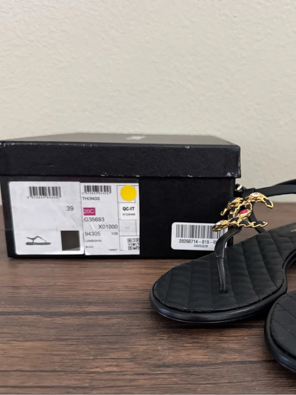 NEW CHANEL Quilted Lambskin Leather Rhinestone Detailed Sandals in Black